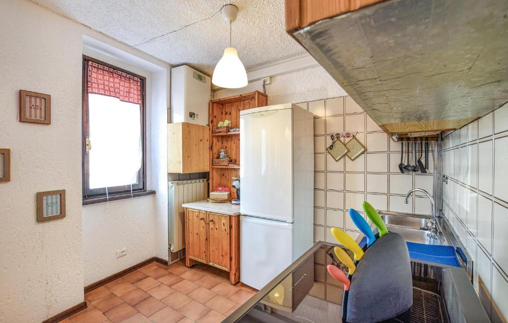 2 Bedroom Lovely Apartment In Ponte Di Legno - 3