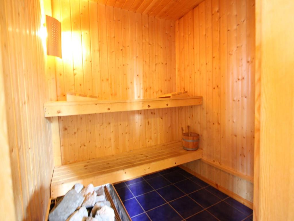Chalet in Rhone Valley near Ski Lift - 4