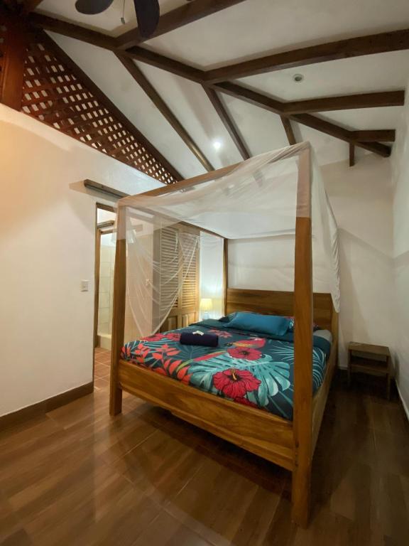 One Bedroom Bungalow (1-4 Adults), Finca Ardilla Jungle Lodge in Puerto Viejo de Talamanca