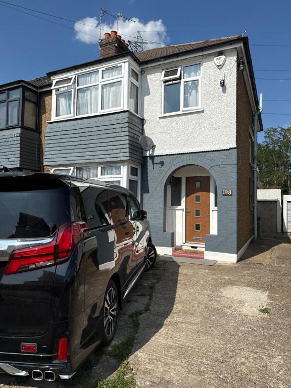 Double Room studio For Guest in Sutton, Sutton