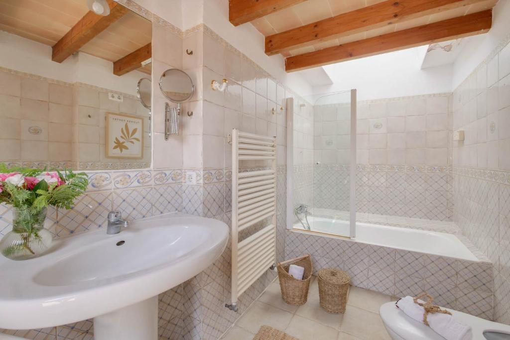 BODASUITE Apartment auf grossem Fincagehöft , 2 Schlafzimmer, Küche, Wohnzimmer, Terrasse, XXL Pool, Wifi, Klima - 3