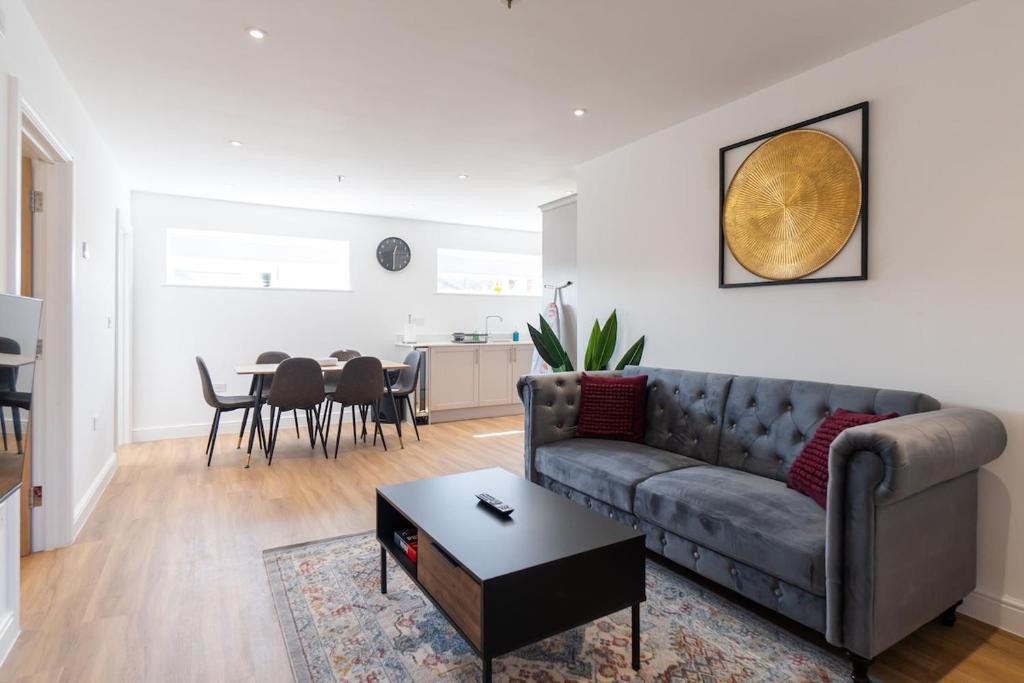 Elegant 2BR Apartment for a Relaxing Getaway # 4, Rothley