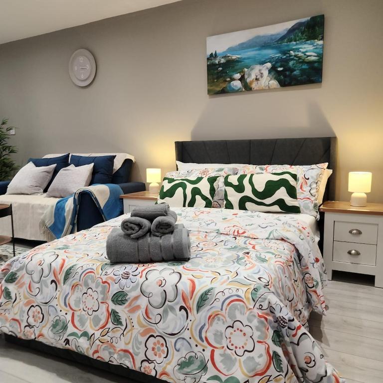 Spacious Luxe Suite New Build London and Essex, Orsett