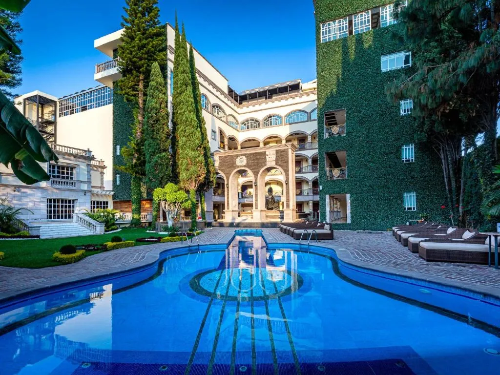 HOTEL & SPA MANSION SOLIS by HOTSSON, hotel in Morelia