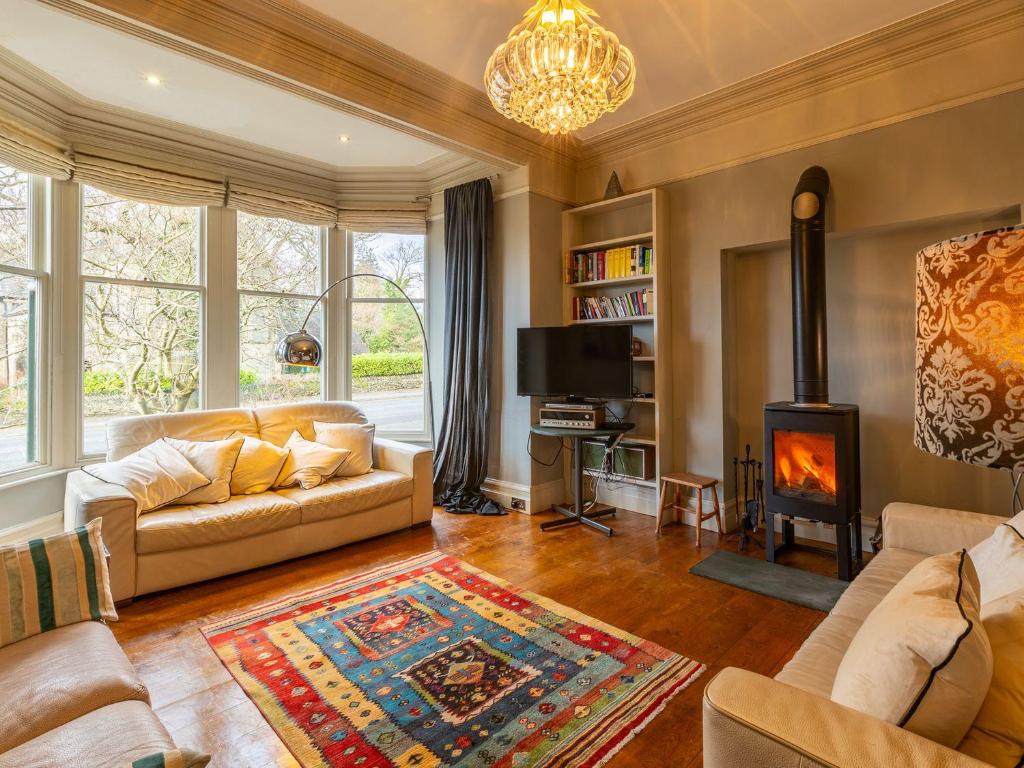 The Boundary, Windermere