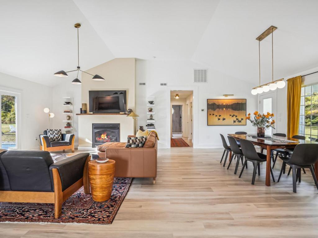 Crews Quarters, Saint Michaels