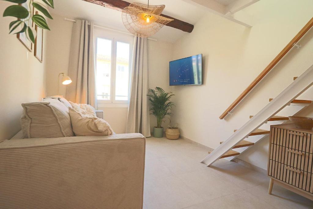 New! Beach Escape in Old Antibes - 5