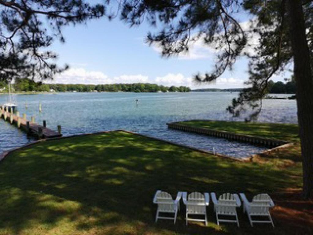 Swan Hollow, Mount Pleasant