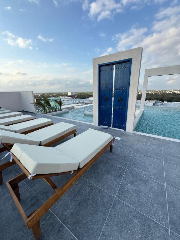 New Dept, Luxury Rooftop, Condo - 2