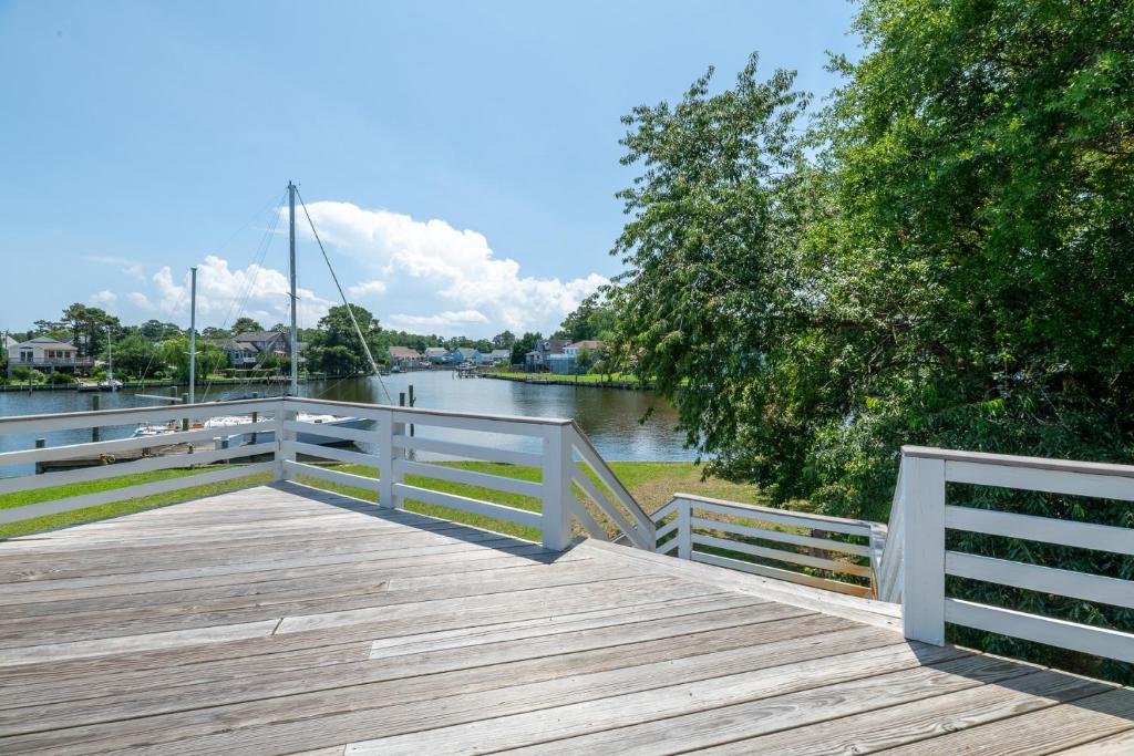 Tide Me Over - K1528, Kill Devil Hills