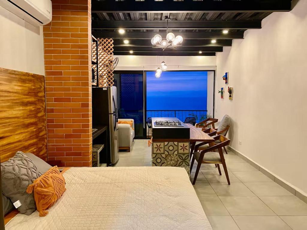 New studio with amazing view! C - 4