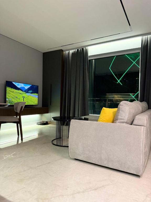 Piramit Tower New High-Tech Apartment, Taškent