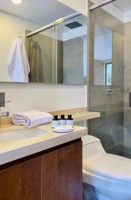Apartamento con Balcón y Vista hermosa a las montañas de Bogotá - 3