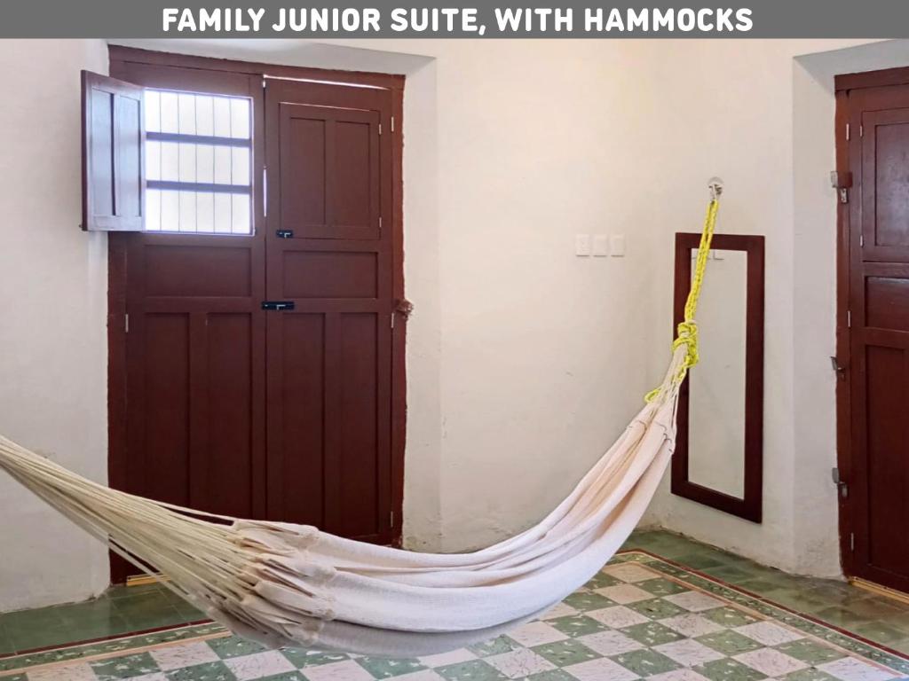 Villa con piscina para 6 personas en camas y 2 Hamacas Ado 69 - 5