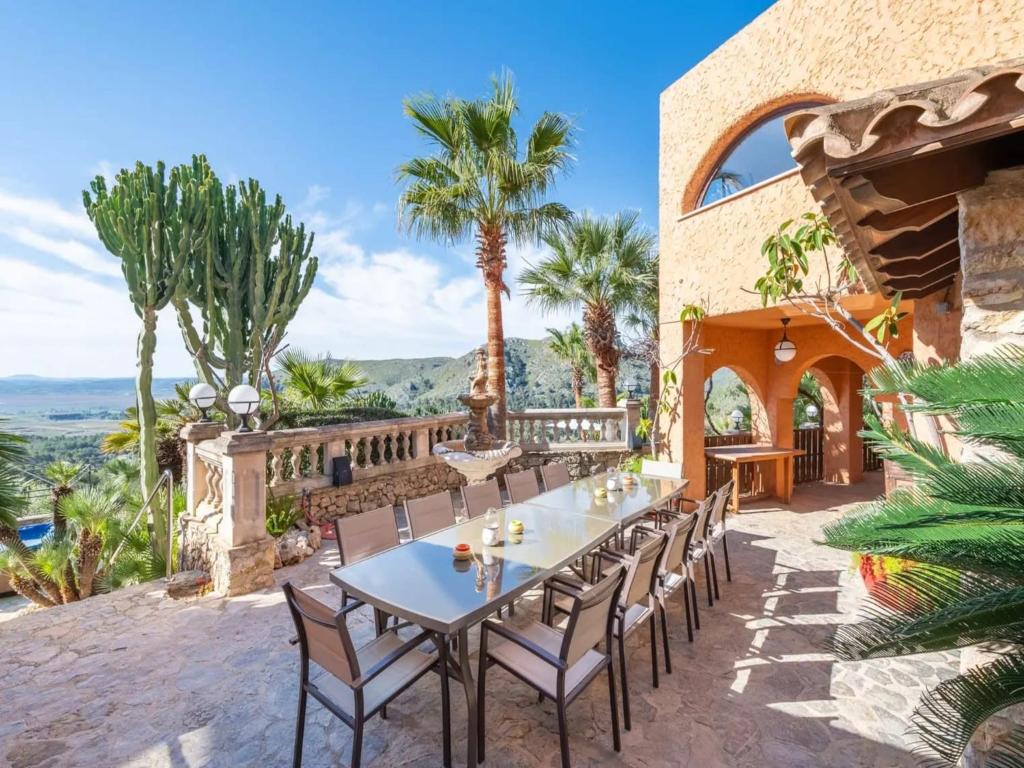 Hilltop villa in Alcudia with bays views - 5