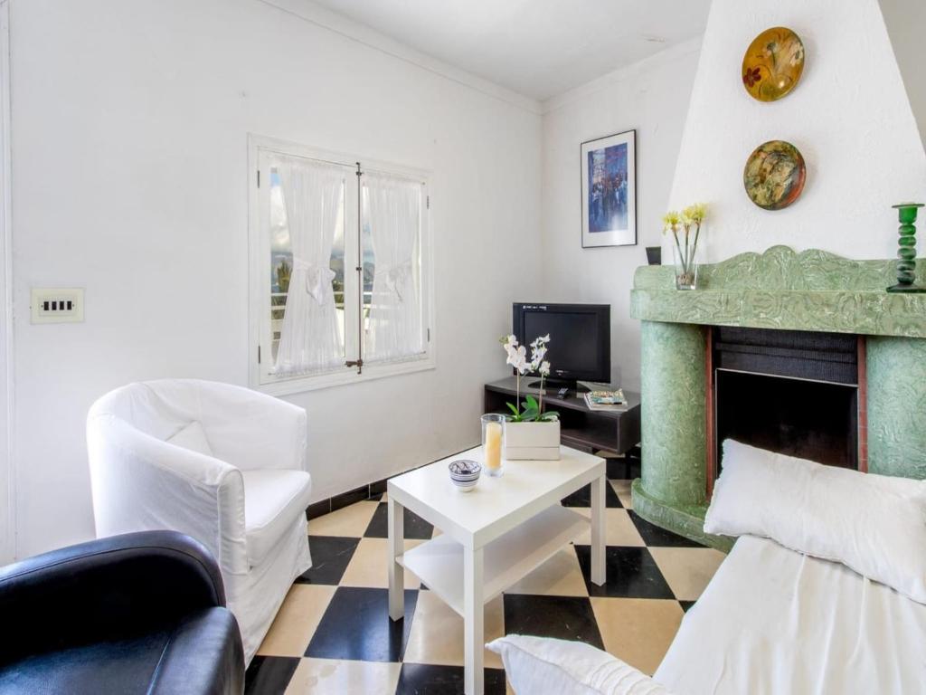 Sea-view apartment in Alcúdia with balcony - 2