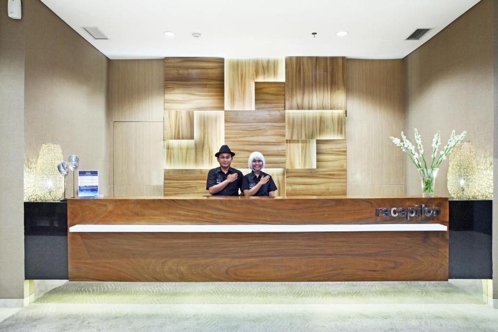 Hotel Neo Cirebon by ASTON photo