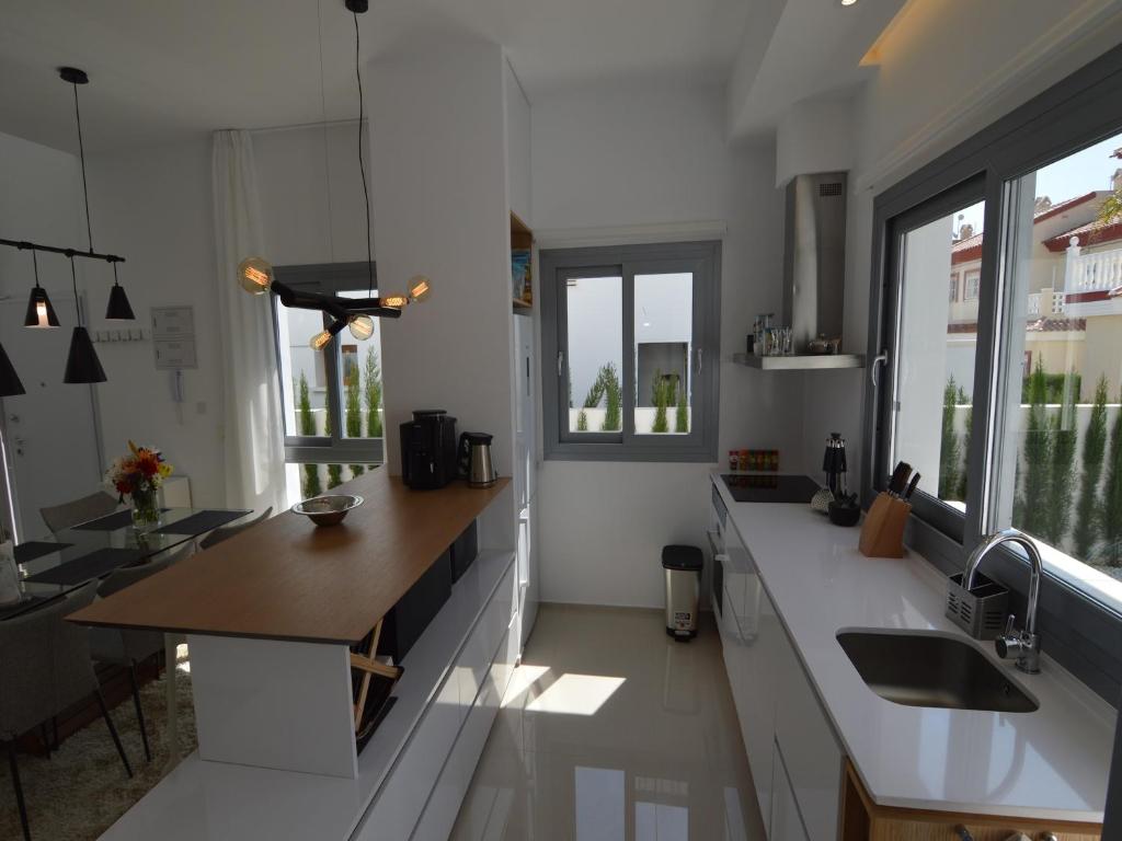 Villa with Garden & Roof Deck - 4