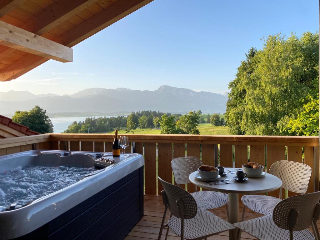 Apartment See I Balkon mit Jacuzzi I Parkplatz - 1