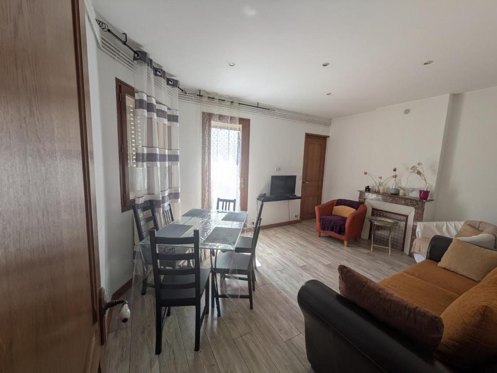 Grand Appart - avec terrasse, Remeš