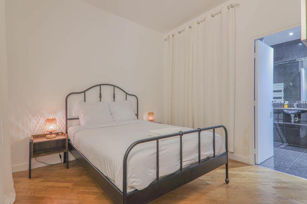 2 Bedroom Apartment-8P-Madeleine With Netflix - 5