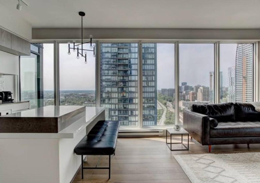 TDC2 - 28th floor - 2 bd, 2 bth, Montreal
