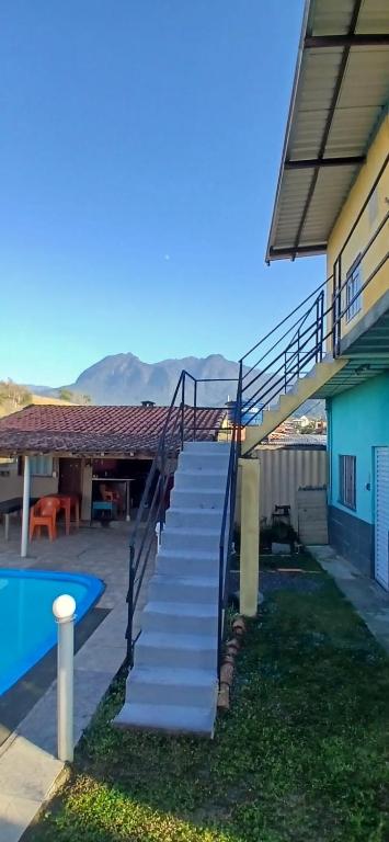 ALTO DA COLINA LOCAÇÃO COM KITNETES e INFRA - Próximo do Centro de Penedo, Penedo