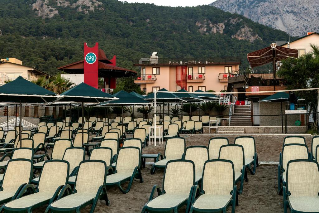 Belport Beach Hotel photo