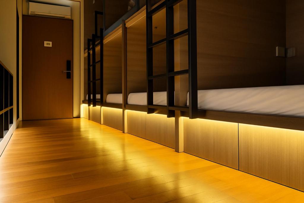 Wink at Upper Cross Street, Singapur