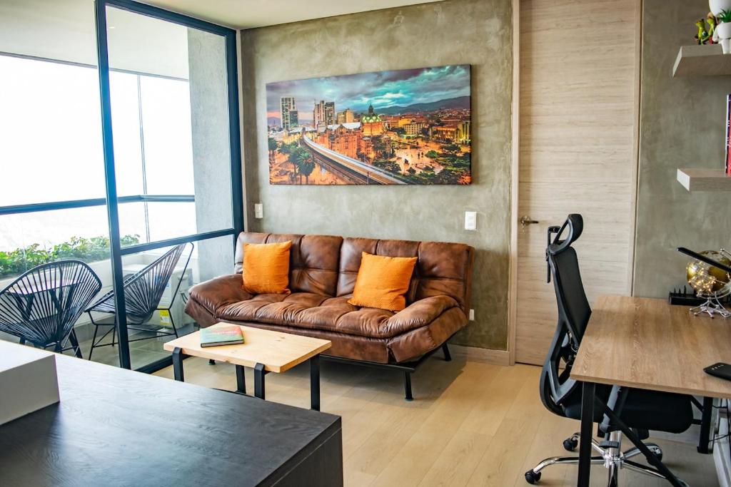 Modern and Luxury with jaw dropping Views en El Poblado - 1