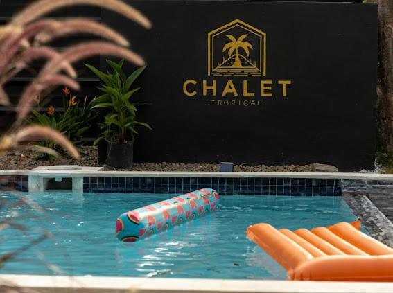 El Chalet, Vega Baja