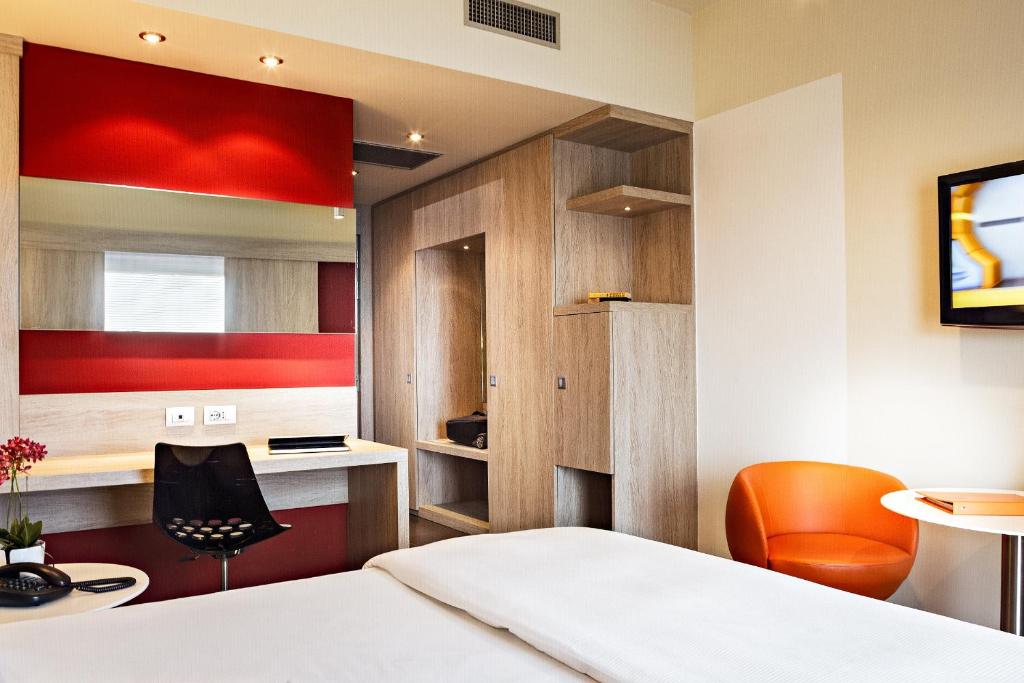 Olbia Jazz Hotel Additional