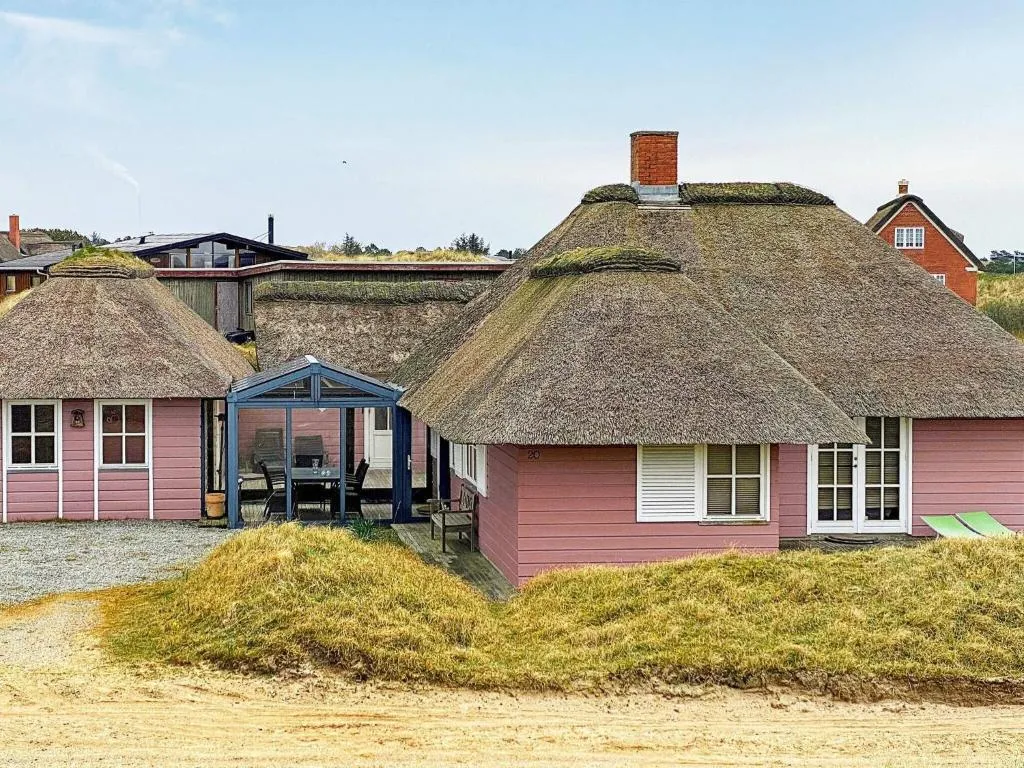 7 person holiday home in Fanø-By Traum, hotel in Fanø