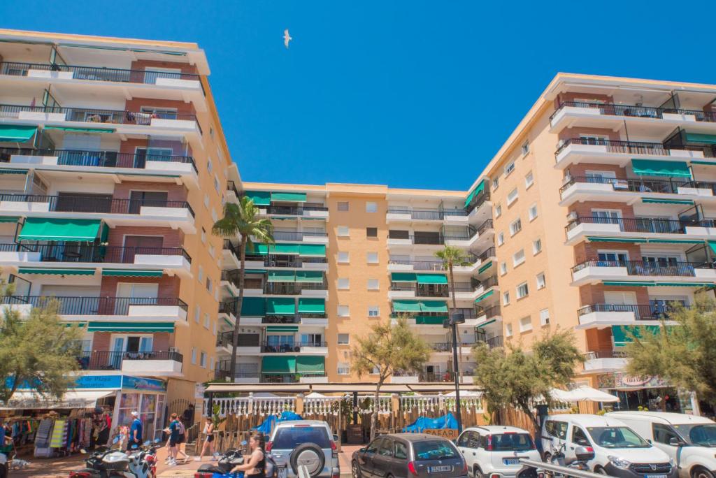 Perla Studio - 2 personas con Piscina, AC y WiFi a 1 min de la playa - 4
