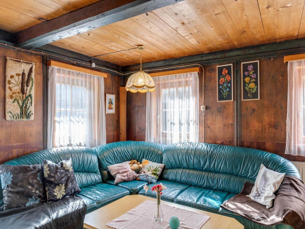 Chalet in Matrei near Ski Lift & Bus - 2