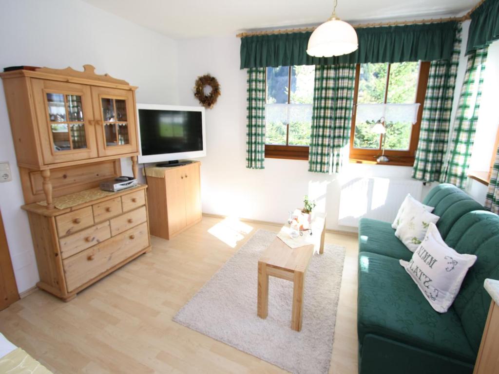 Apartment in Hüttschlag near Ski Bus - 4