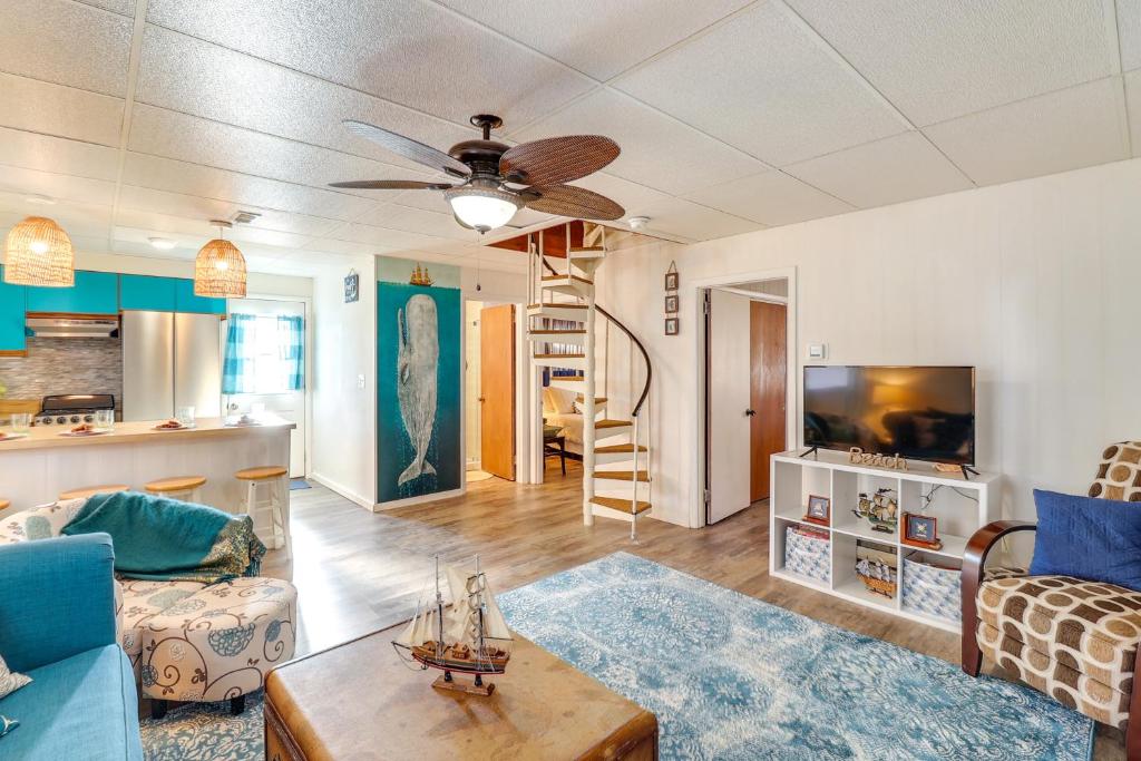 Captain's Quarters home, Lewes Beach