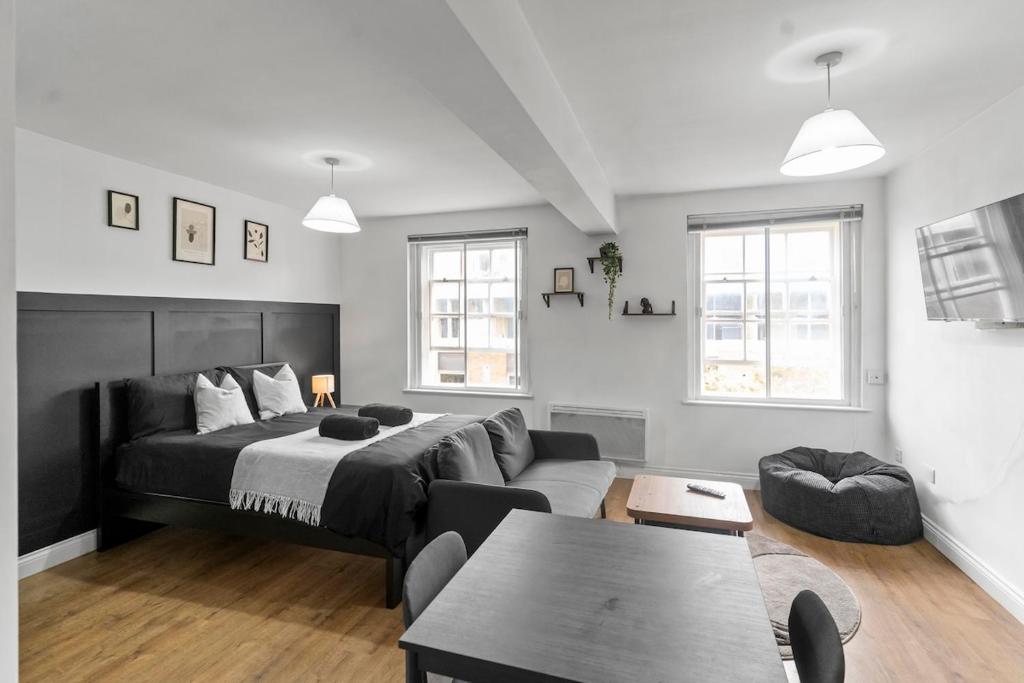 Spacious Central Studio - 25, Leicester