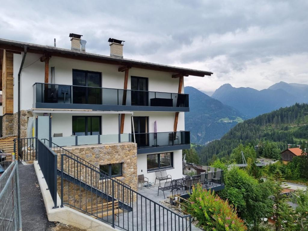 Haus Arrez - 1