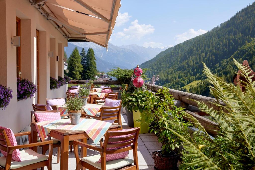 HOTEL Der Waldhof - Unique - A hidden gem - nature - organic - Eco - 5