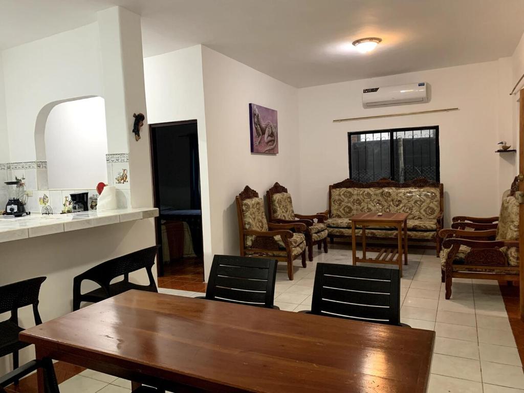 My Place in paradise II, San Cristóbal