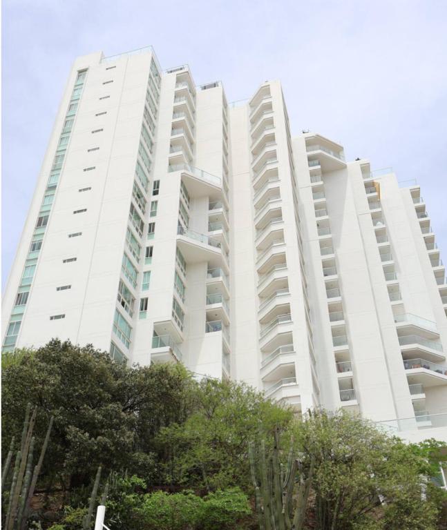 Amplio Apto Pozos Colorado, playa, piscina, rooftop - 2