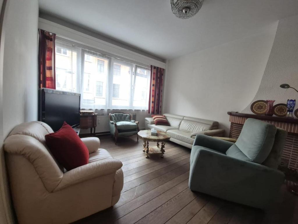 Photo inspiration: Fresh Look at Large 1St Floor Apartment Schaerbeek Brussels From 87
