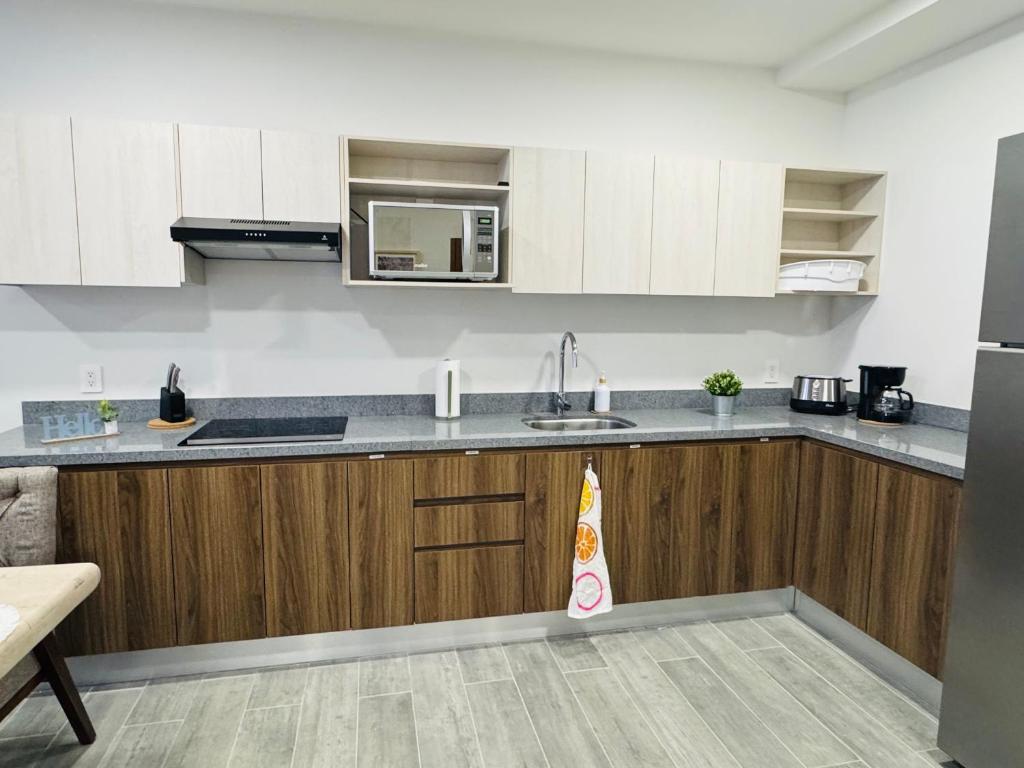 Modern 2BR View Pool & Amenities Near Telmex - 3