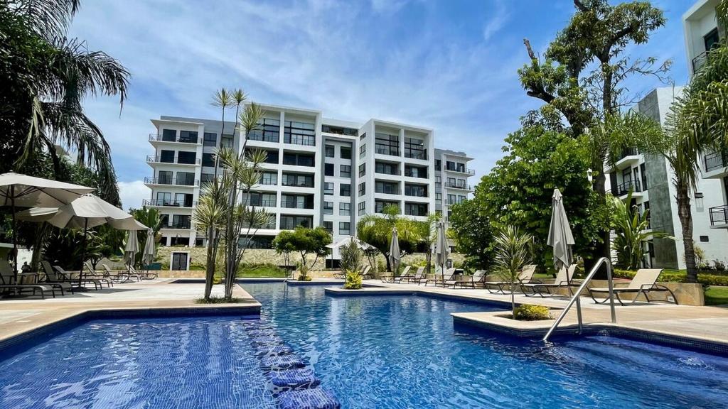 Modern, with Ocean and Mountain View - 4