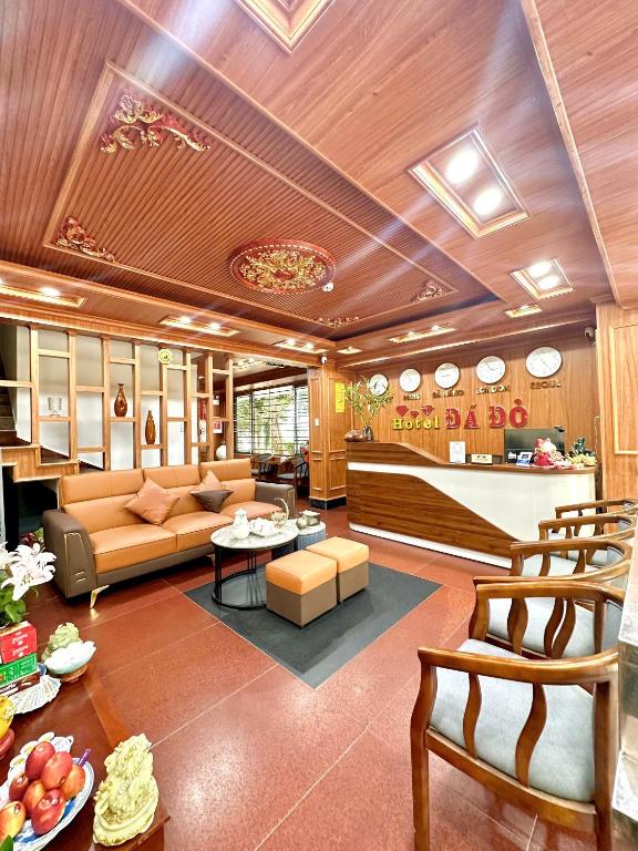 Shared lounge/TV area, Hotel Đá Đỏ in Da Nang