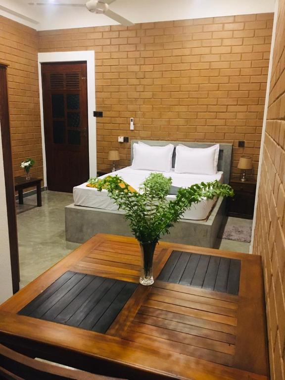 Exodus-Mirissa, Mirissa (jih)