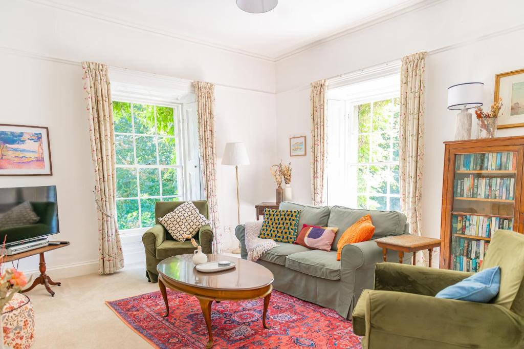 Oaks at Enagh, Derry Londonderry