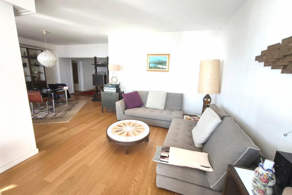 Beautiful T4 apt with a view of the Gulf d'Ajaccio - 2