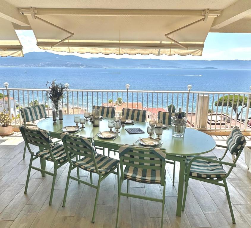 Beautiful T4 apt with a view of the Gulf d'Ajaccio - 4